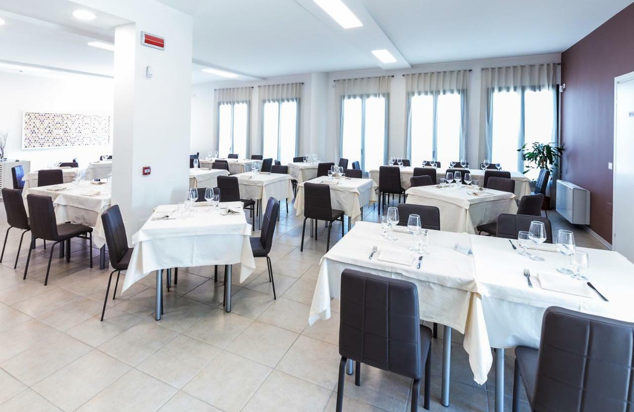 Mansio Residence & Hotel Elmas エクステリア 写真